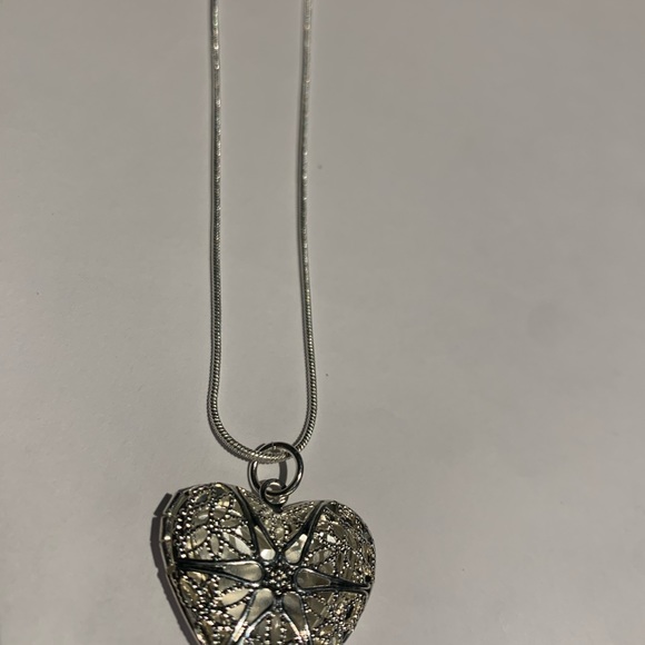 ❤️TRULY STUNNING 18” LOCK AND CHAIN IS MADE WITH AAA+ QUALITY TIBETAN SILVER❤️ - Picture 12 of 12